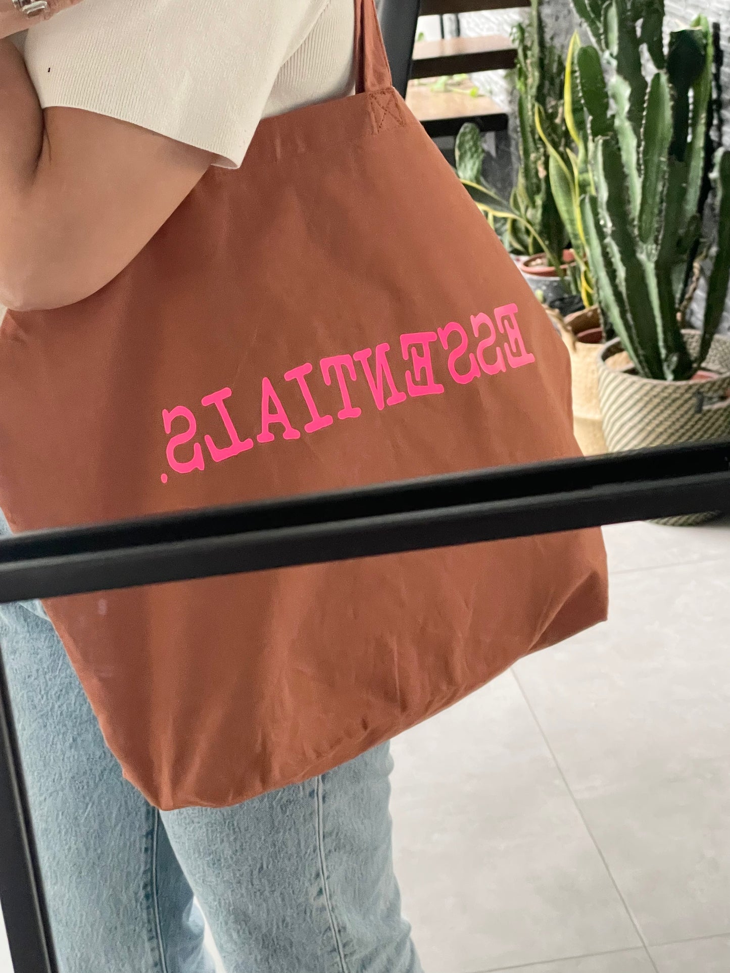 Large Essentials Tote