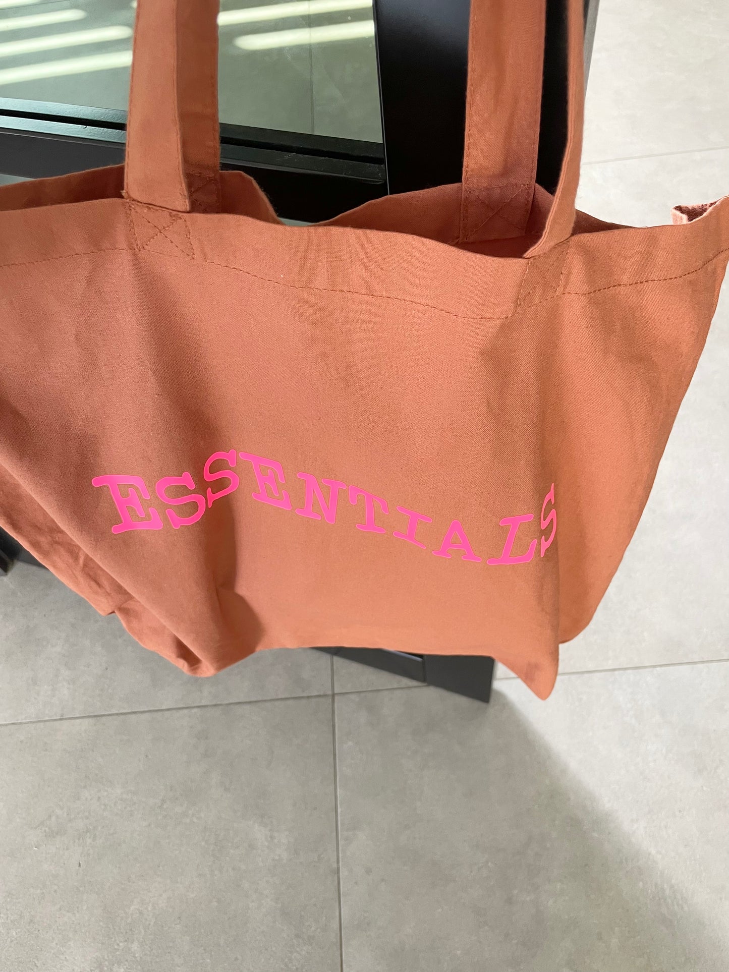 Large Essentials Tote