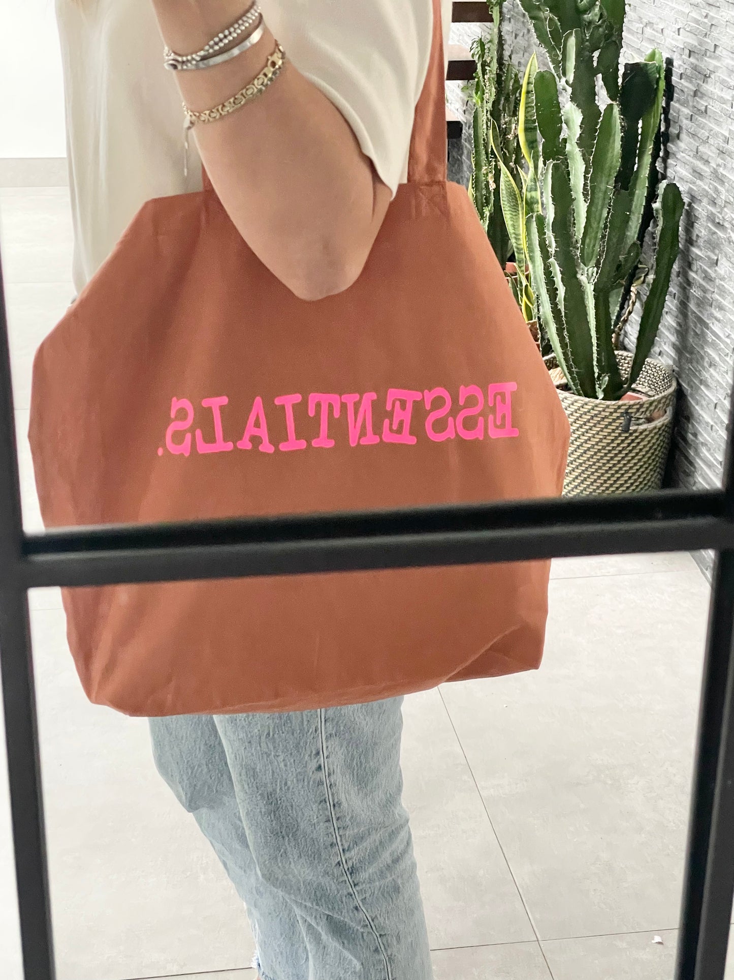 Large Essentials Tote