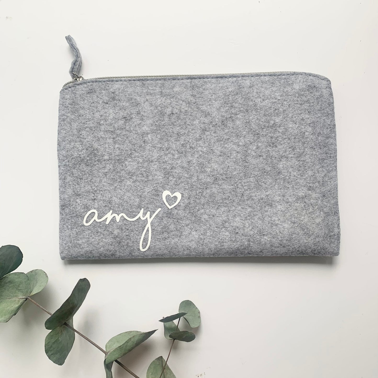 Grey make up bag, wife birthday gift, valentine gift for her, Mother’s Day gifts for mum, fiance anniversary gift