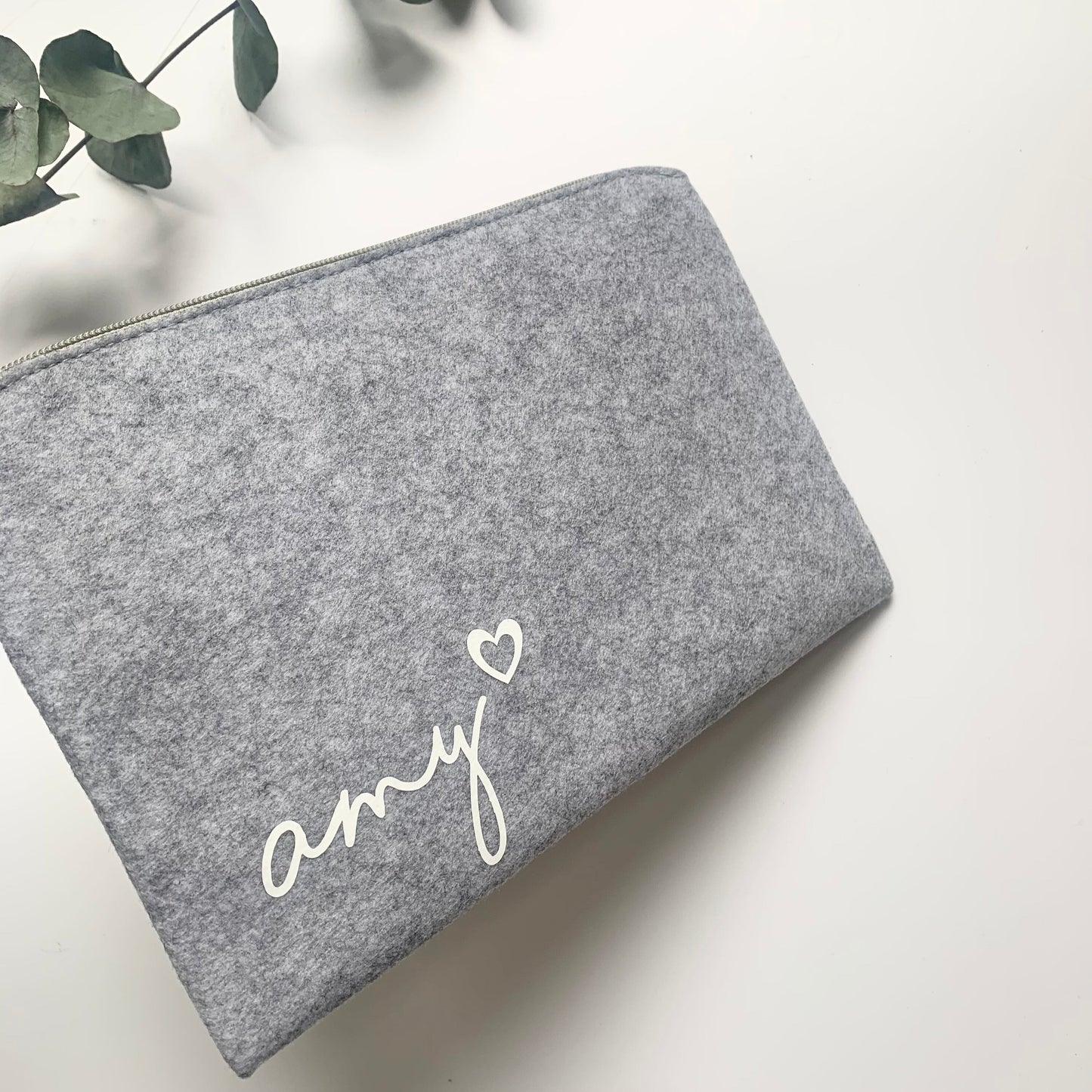 Grey make up bag, wife birthday gift, valentine gift for her, Mother’s Day gifts for mum, fiance anniversary gift