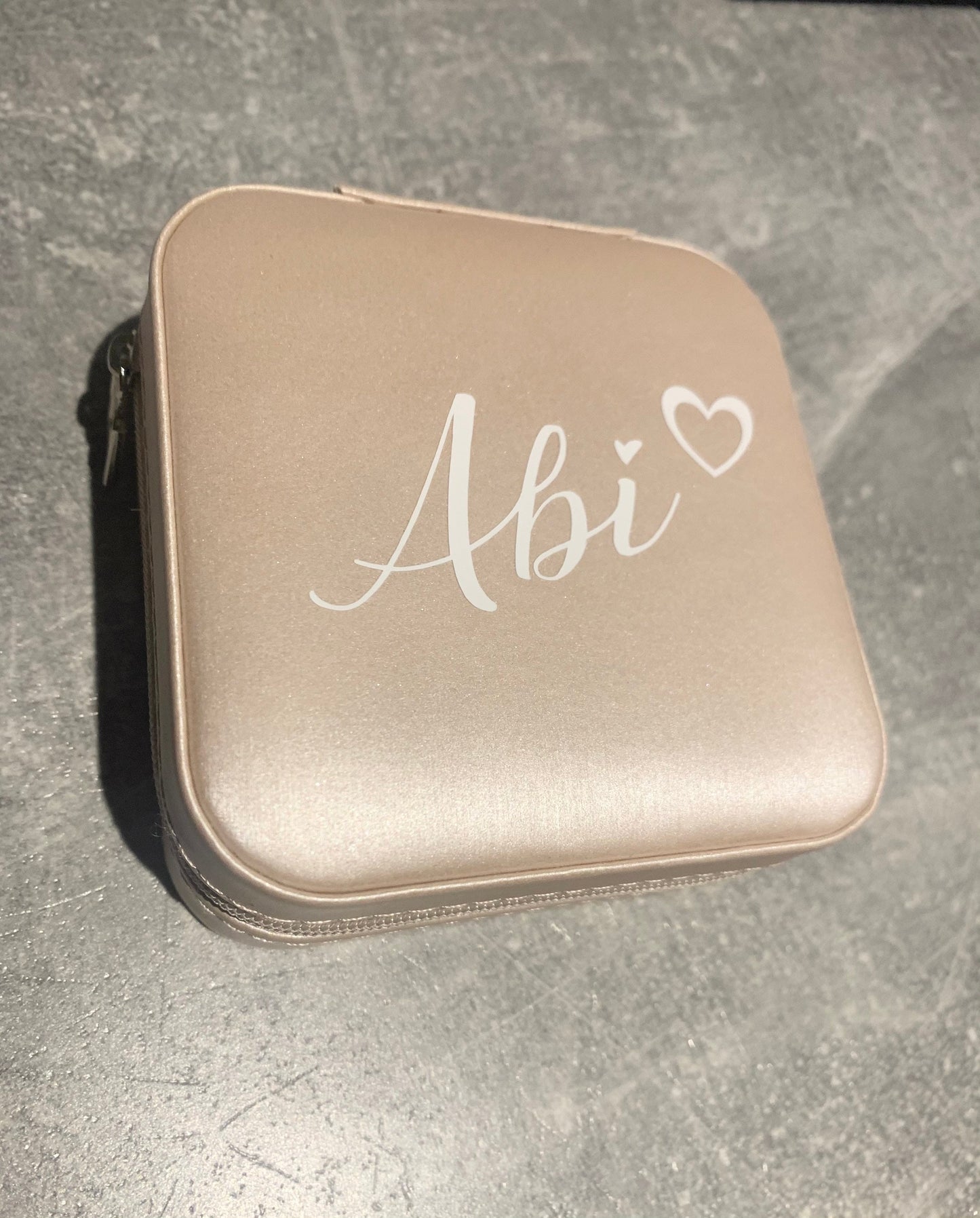Personalised travel jewellery case, blush pink mini jewel box, birthday gift, gift for her, bridesmaid proposal gift, Valentine’s Day gift