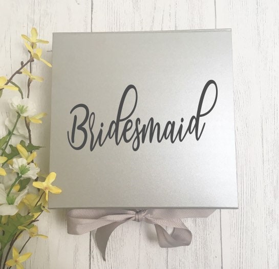 Bridesmaid gift, bridesmaid proposal, bridesmaids, maid of honour gift, best man gift, flower girl, gift box, personalised gift box