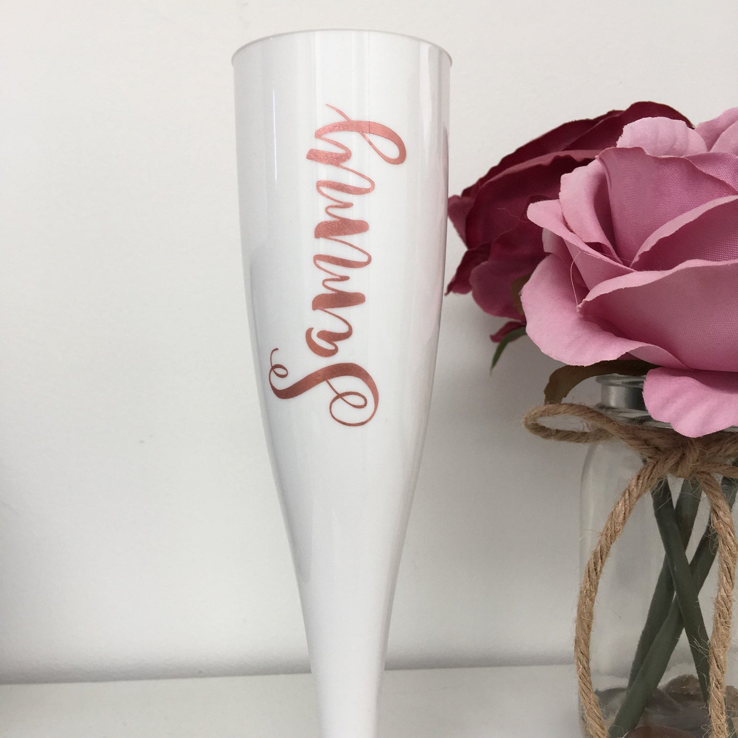 White personalised flute, champagne flute, plastic wine glass, hen party glasses, hen weekend plastic glasses, bridesmaid prosecco glasses