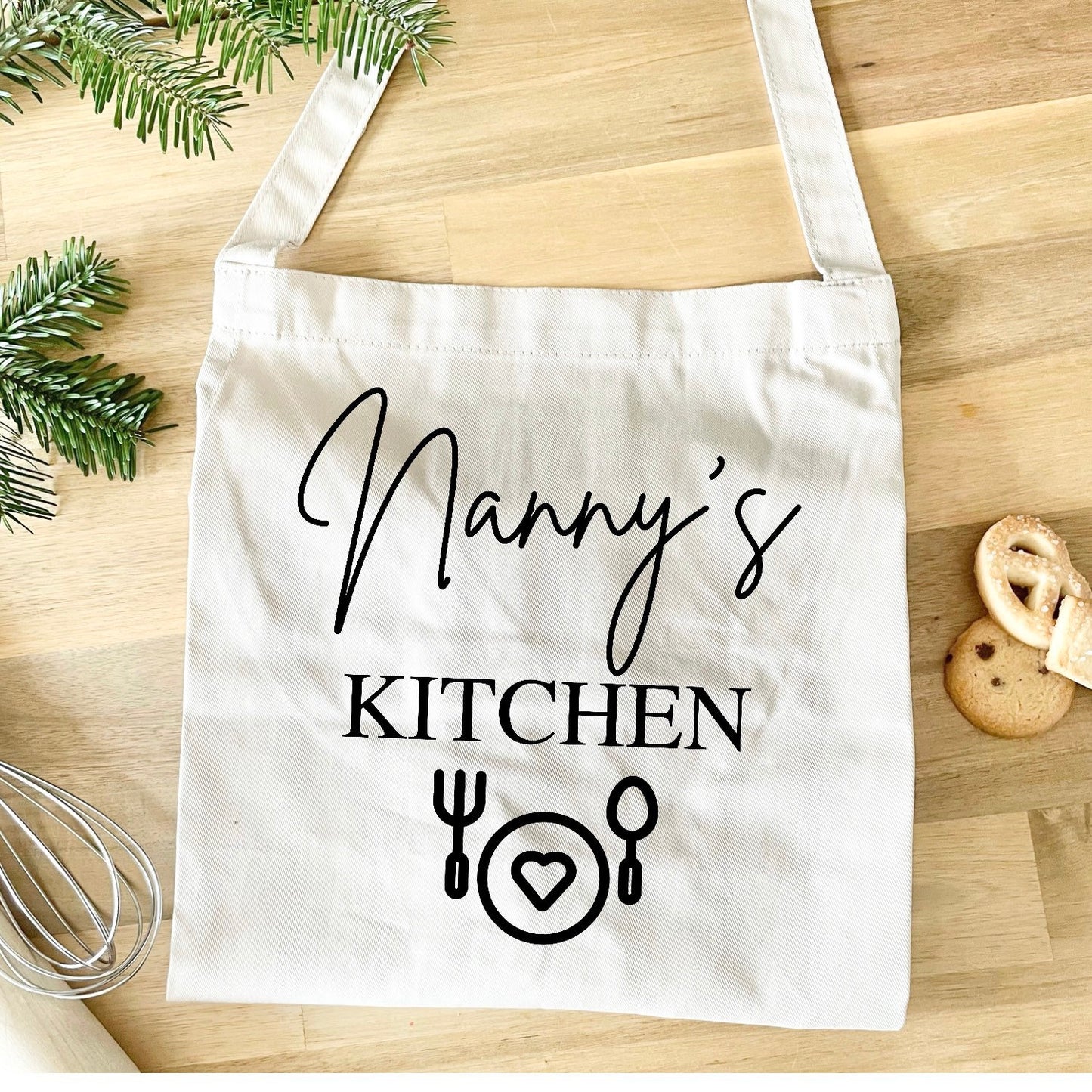 Personalised apron, nanny’s kitchen apron, Mother’s Day gifts for mums and grandma, nan birthday present, home chef apron